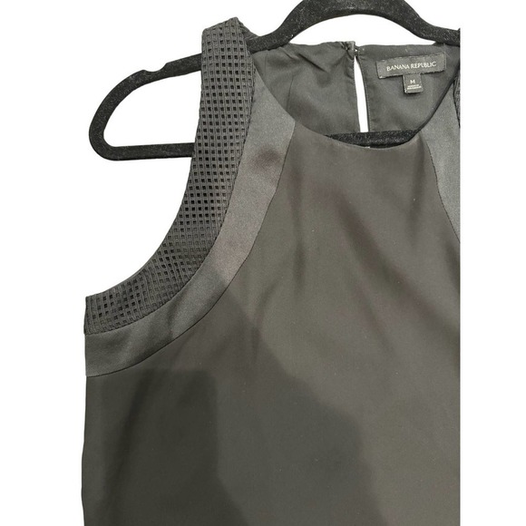 Banana Republic Sleeveless Black Work Top Woven Blouse Size Medium - Picture 3 of 5